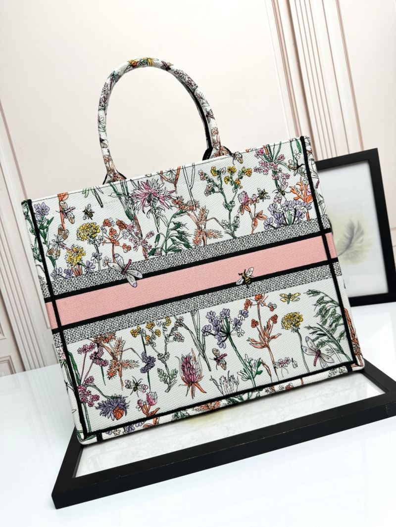 chr1st1an D10r shopping bags